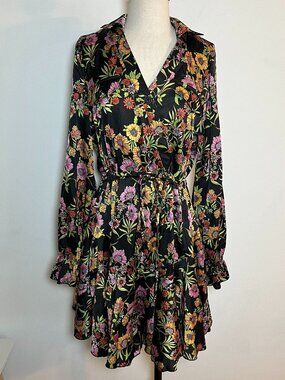 Fabrik Floral Satin Button Up Dress Collared Black Size Medium Spring Flowers